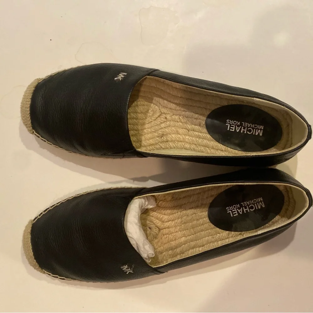 Michael Kors MK logo Black Leather Espadrille Slip-On Flats Size 9M